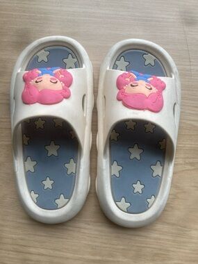 Kids White Slide Sandals with Pink Character Accent
